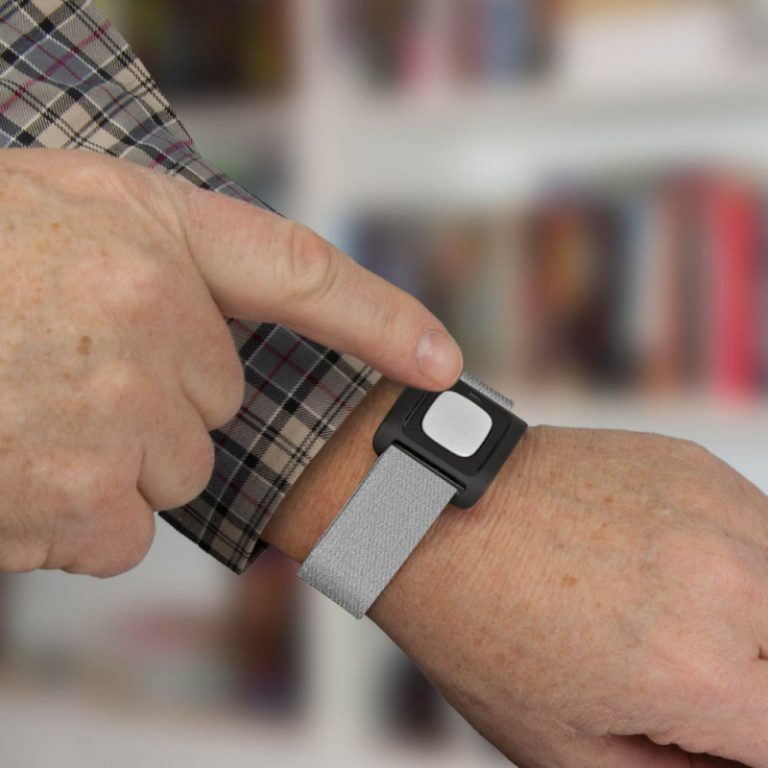 Bracelet alarme pour personne âgée Domotique pour ma maison Bracelet alarme pour personne âgée Domotique pour ma maison